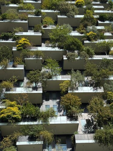 Bosco Verticale upclose